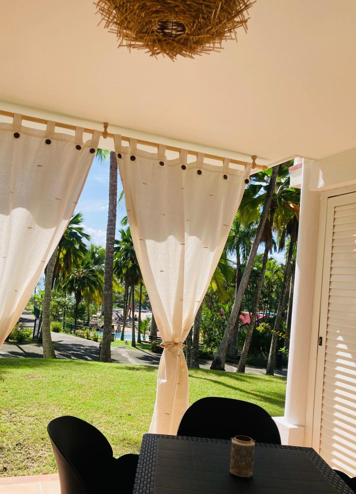 Tikazadaph, Pour Un Sejour De Charme, Romantique & Exotique, 97180 Sainte-Anne Exterior foto